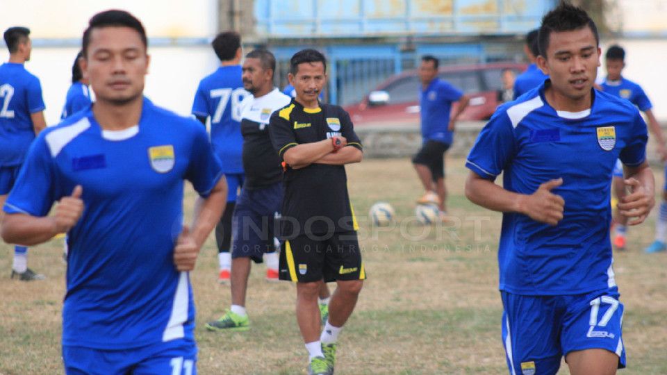 Persib Bandung saat dilatih Djajang Nurjaman. Copyright: © Ginanjar/INDOSPORT